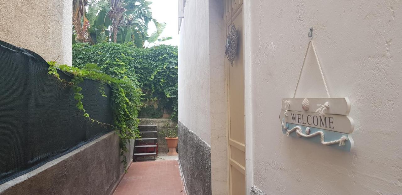 Casa Capri Apartment Giardini Naxos Exterior photo